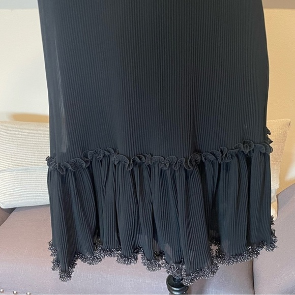 See by Chloe Polka Dot Ruffle Plissé Georgette Shift Dress Black Sz EU 34 US 0-2 - Picture 5 of 12